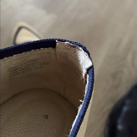 Birdies Blackbird Eggshell Navy Knit Point Toe Loafers - Picture 5 of 8